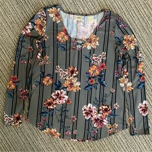 Daytrip Long Sleeve Floral Top.